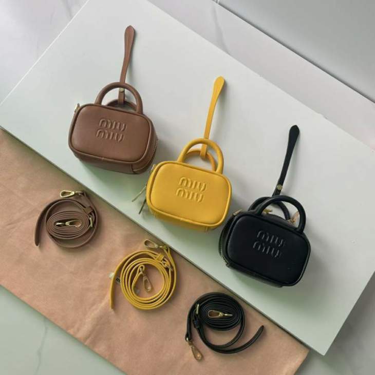 Picture of Miu Miu Handbags _SKUfw184961821fw